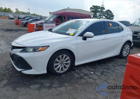 2019 Toyota Camry Le from USA, damaged, VIN 4T1B11HK1KU723252